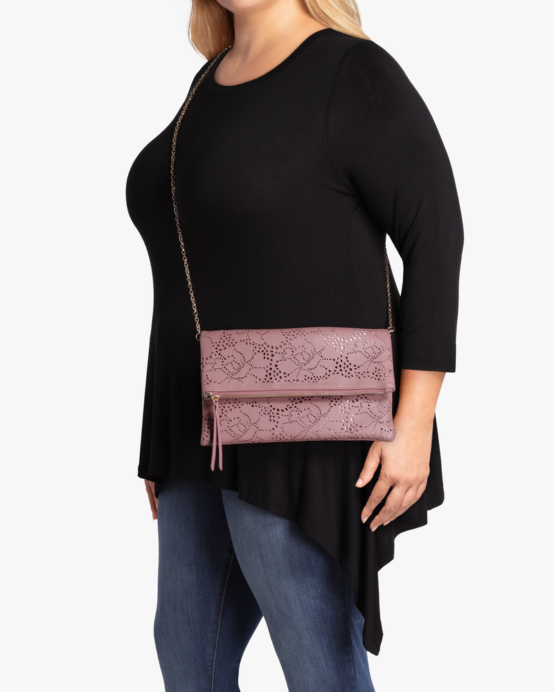 Karian Perforated Clutch | Pink