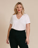 Essential V-Neck - thumbnail